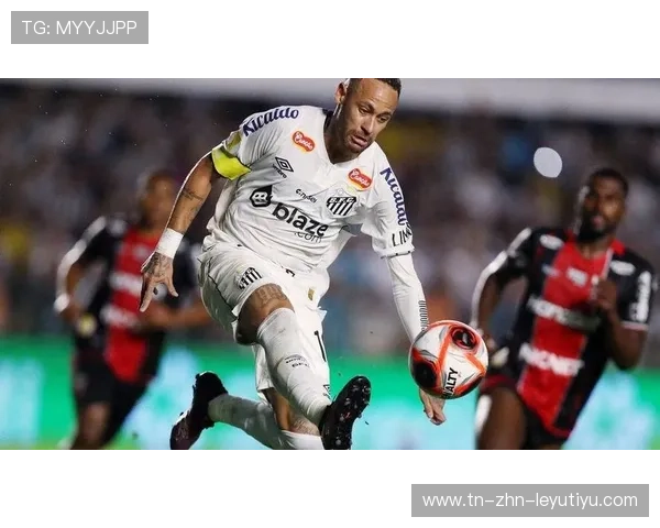 巴黎连续边路传中形成杀机，内马尔头槌得分